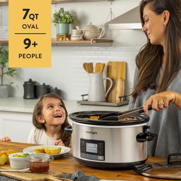 ⁦Crock-Pot 7-Quart Slow Cooker, Portable Programmable with Timer, Locking Lid, Stainless Steel; an Essential Kitchen Appliance, Perfect for Families and Gatherings⁩ - الصورة ⁦4⁩