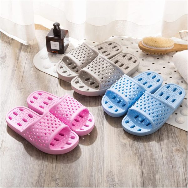 ⁦HAOLIHAO Women's and Men's Bathroom Slippers - EVA Home Hotel Slippers, Hollowed Out Leaking Light Tow Summer Couples Breathable⁩ - الصورة ⁦4⁩