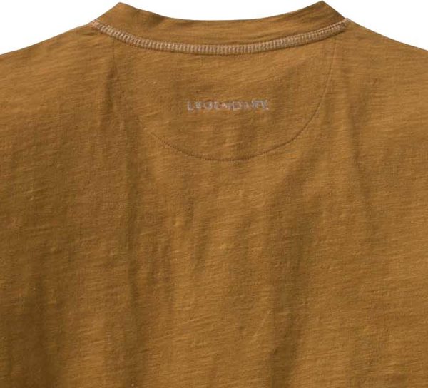 ⁦Legendary Whitetails Men's Maverick Slub Henley Shirt⁩ - الصورة ⁦3⁩