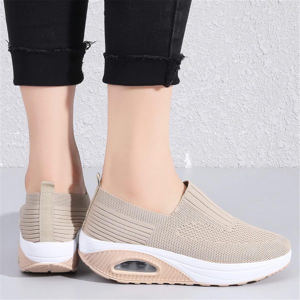 ⁦EnllerviiD Women Wedge Shoes Breathable Mesh Platform Slip ON Casual Mesh Air-Cushion Walking Sneakers, 2266apricot⁩ - الصورة ⁦3⁩