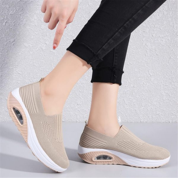 ⁦EnllerviiD Women Wedge Shoes Breathable Mesh Platform Slip ON Casual Mesh Air-Cushion Walking Sneakers, 2266apricot⁩ - الصورة ⁦2⁩
