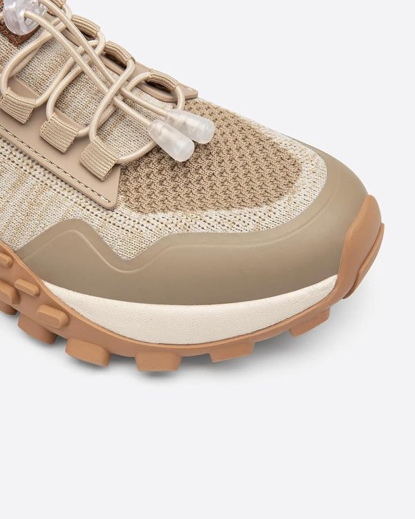 ⁦NEWBELLA Women’s Rover 2.0 Fashion Sneakers – Slip-On Breathable Knit Trainers with Chunky Sole, Casual Walking Shoes for Daily Street Style⁩ - الصورة ⁦3⁩