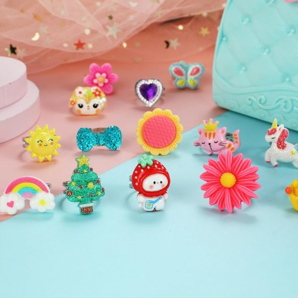 ⁦Little Girl Jewel Rings in Box, 24Pcs Kids Play Ring, Pretend Play and Dress Up Ring for 4-12 Year Old Girl Birthday Gifts, No Duplication Diamond Ring for Children, Party Favors for Kids⁩ - الصورة ⁦3⁩