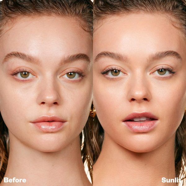 ⁦Kosas DreamBeam SPF 40 PA++++ Mineral Sunscreen - Sunlit (Golden Glow)⁩ - الصورة ⁦4⁩