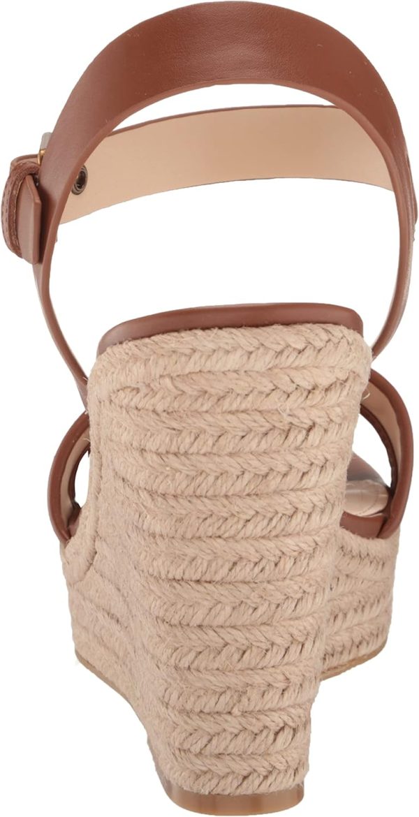 ⁦GUESS Hisley womens Wedge Sandal⁩ - الصورة ⁦3⁩