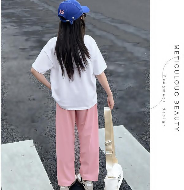 ⁦Summer casual two-piece set for girls, wide-leg pants and casual T-shirt, 5-16Y cute clothing, cool girl printed short-sleeved top + long pants, pink wide-leg pants⁩ - الصورة ⁦3⁩
