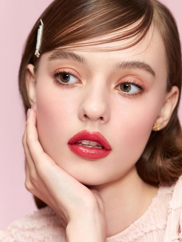 ⁦SHEGLAM Pouty Lip Balm - Perfect Shine Hot Stuff'⁩ - الصورة ⁦3⁩