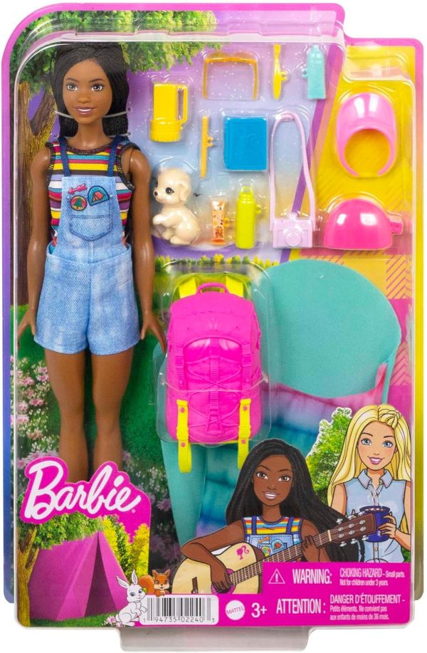 ⁦Barbie It Takes Two “Brooklyn” Camping Doll with Puppy & 10+ Accessories, 3 to 7 Years , Black⁩ - الصورة ⁦6⁩