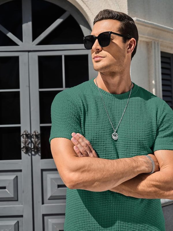 ⁦Men's Casual T-Shirt Crew Neck Short Sleeve Soft Knit Tee Shirts for Men Summer Beach Mesh Waffle Textured Plain Color Tops⁩ - الصورة ⁦2⁩