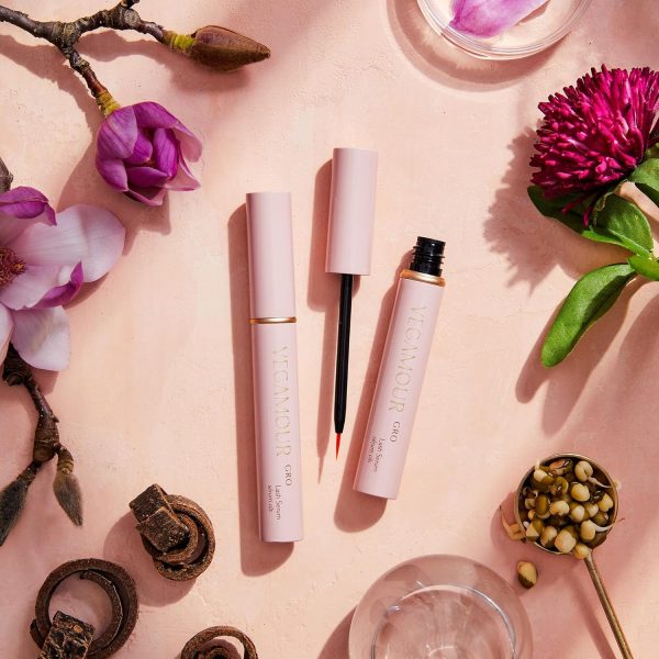 ⁦VEGAMOUR GRO Lash Serum, Eyelash Enhancer, Vegan Eyelash Serum for Fuller, Thicker Looking Lashes in as Soon as 30 Days, 3 ML⁩ - الصورة ⁦7⁩
