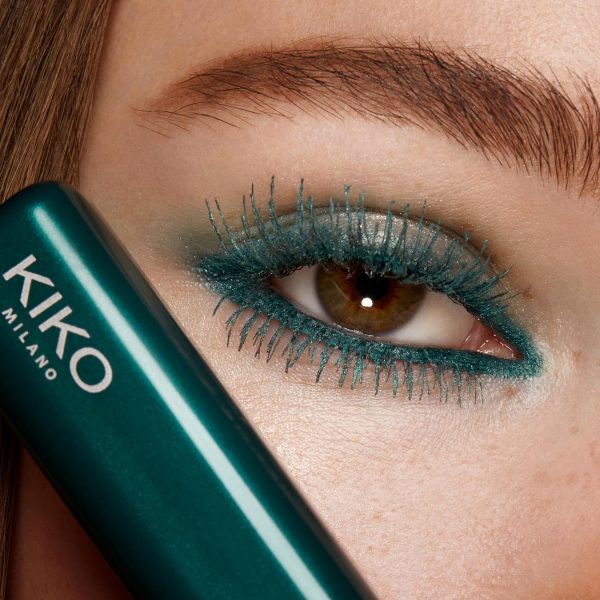 ⁦KIKO Milano Smart Colour Mascara - 08, Panoramic Volume Effect Color Mascara⁩ - الصورة ⁦6⁩
