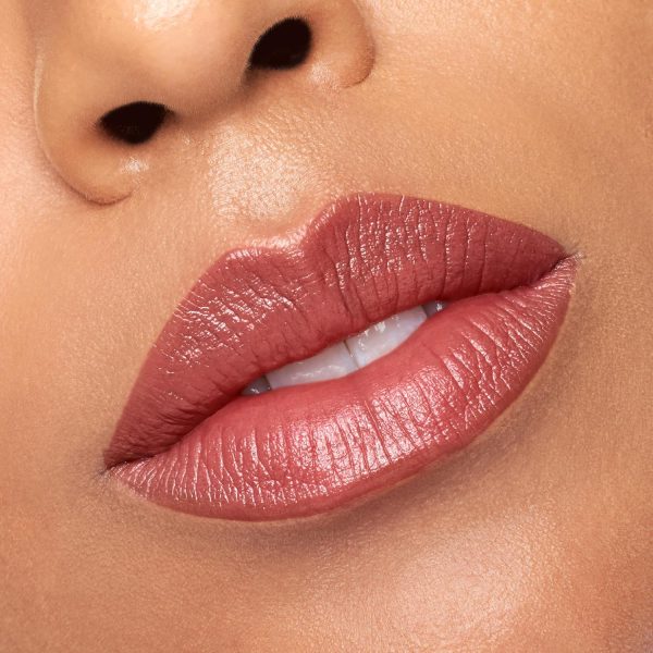 ⁦L'Oréal Paris Color Riche Satin Nude Lipstick for a Silky Finish and 12 Hours of Moisture 75% Nourishing Ingredients - 635 Worth It Medium 4g⁩ - الصورة ⁦4⁩
