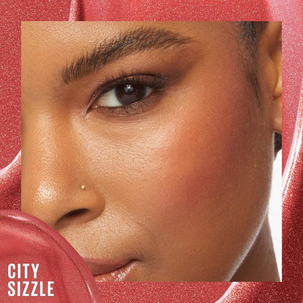 ⁦MAYBELLINE New York, Sunkisser Multi-Use Liquid Glow Blush and Bronzer, Blendable, Longwear, Glowy Make Up, with Vitamin E, 06 City Sizzle, 1 Count⁩ - الصورة ⁦4⁩