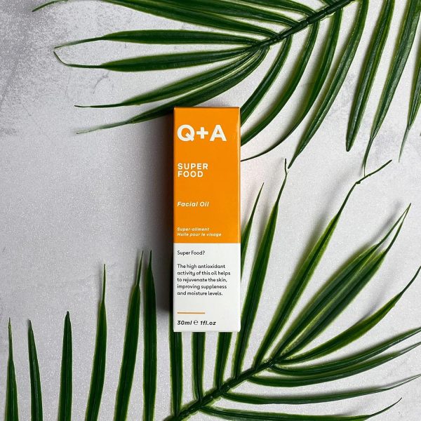 ⁦Q+A Super Food Facial Oil. A complexion enhancing face oil packed with 100% natural ingredients 30ml⁩ - الصورة ⁦6⁩