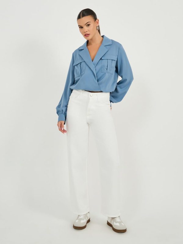 ⁦Styli Women's Wrap Notch Collar Blouse With Pocket Detail⁩ - الصورة ⁦3⁩