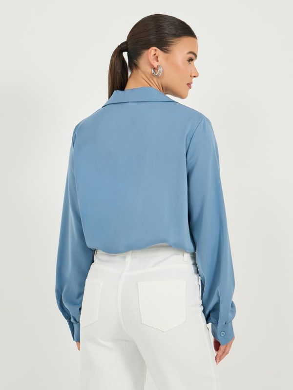 ⁦Styli Women's Wrap Notch Collar Blouse With Pocket Detail⁩ - الصورة ⁦6⁩