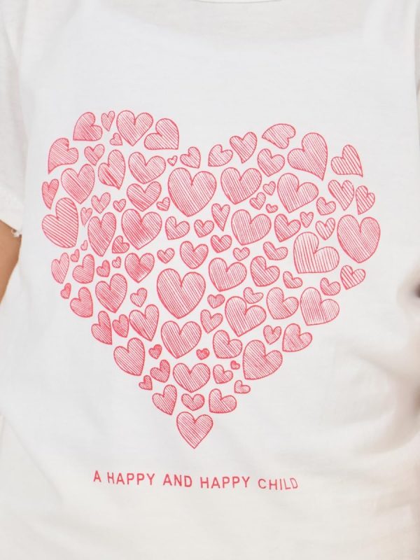 ⁦Styli Girls Heart Graphic Print Cotton T-Shirt⁩ - الصورة ⁦4⁩