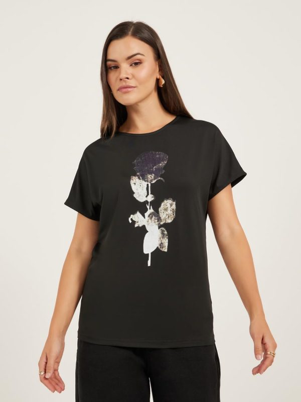 ⁦Styli Women's Graphic Print Round Neck Regular Fit T-Shirt⁩ - الصورة ⁦5⁩
