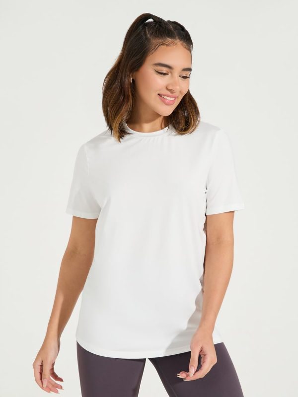⁦Styli Women Solid Mesh & Seam Detail Short Sleeves Top⁩ - الصورة ⁦4⁩
