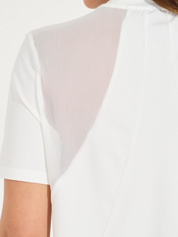 ⁦Styli Women Solid Mesh & Seam Detail Short Sleeves Top⁩ - الصورة ⁦5⁩