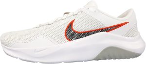 Nike Legend Essential 3 Nn P womens Shoes