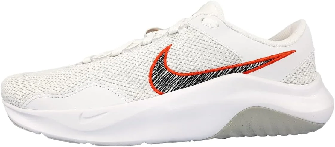 Nike Legend Essential 3 Nn P womens Shoes