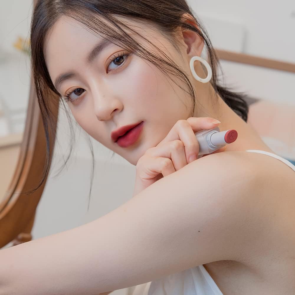 rom&nd Zero Matte Lipstick 3g 15 MIDNIGHT, Intense Color, Highly Pigmented, Last All Day, Weightless, Smooth Velvet Texture, Matte Finish, Without Drying or Flaking, Ultra-Adhesive Formula 3 rom&nd Zero Matte Lipstick 3g 15 MIDNIGHT, Intense Color, Highly Pigmented, Last All Day, Weightless, Smooth Velvet Texture, Matte Finish, Without Drying or Flaking, Ultra-Adhesive Formula - الصورة 3