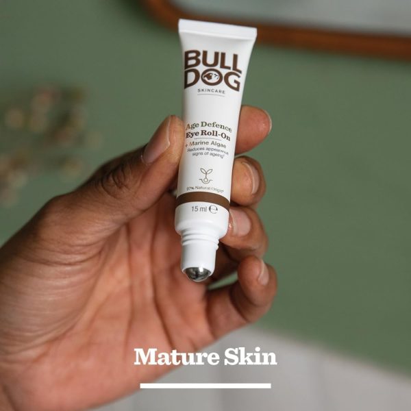 ⁦BULLDOG SKINCARE - Age Defence Eye Roll-On For Men Reduces lines and Wrinkles 50 ml⁩ - الصورة ⁦4⁩