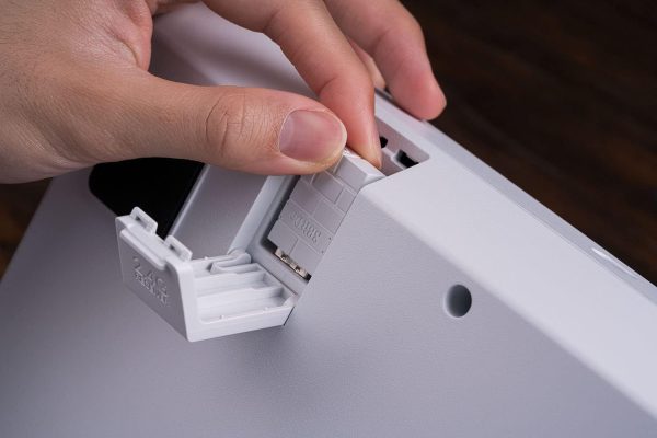 ⁦8BitDo Arcade Stick For Xbox & PC (Windows 10) - White⁩ - الصورة ⁦7⁩