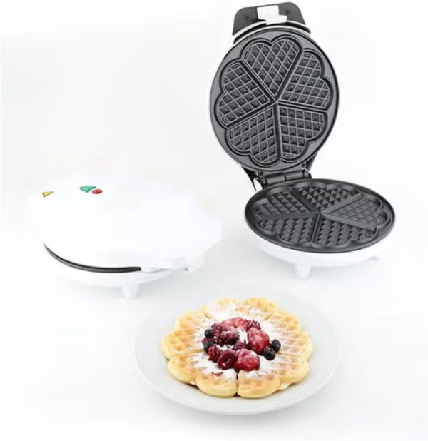 ⁦Halamodo Heart Waffle Maker - Make 5 Heart-Shaped Waffles, Nonstick, Easy to Clean, Electric Griddle Iron⁩ - الصورة ⁦6⁩