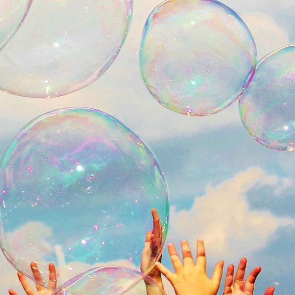 ⁦MAKINGTEC 20PCS Blow Plastic Bubbles Toy Set, Large Bubble Balloons Bubble Blowing Products Collection Kid-Friendly Bubble Blowing Toys for Kids Outside Party Birthday Gift Toddler Outdoor Toys⁩ - الصورة ⁦5⁩