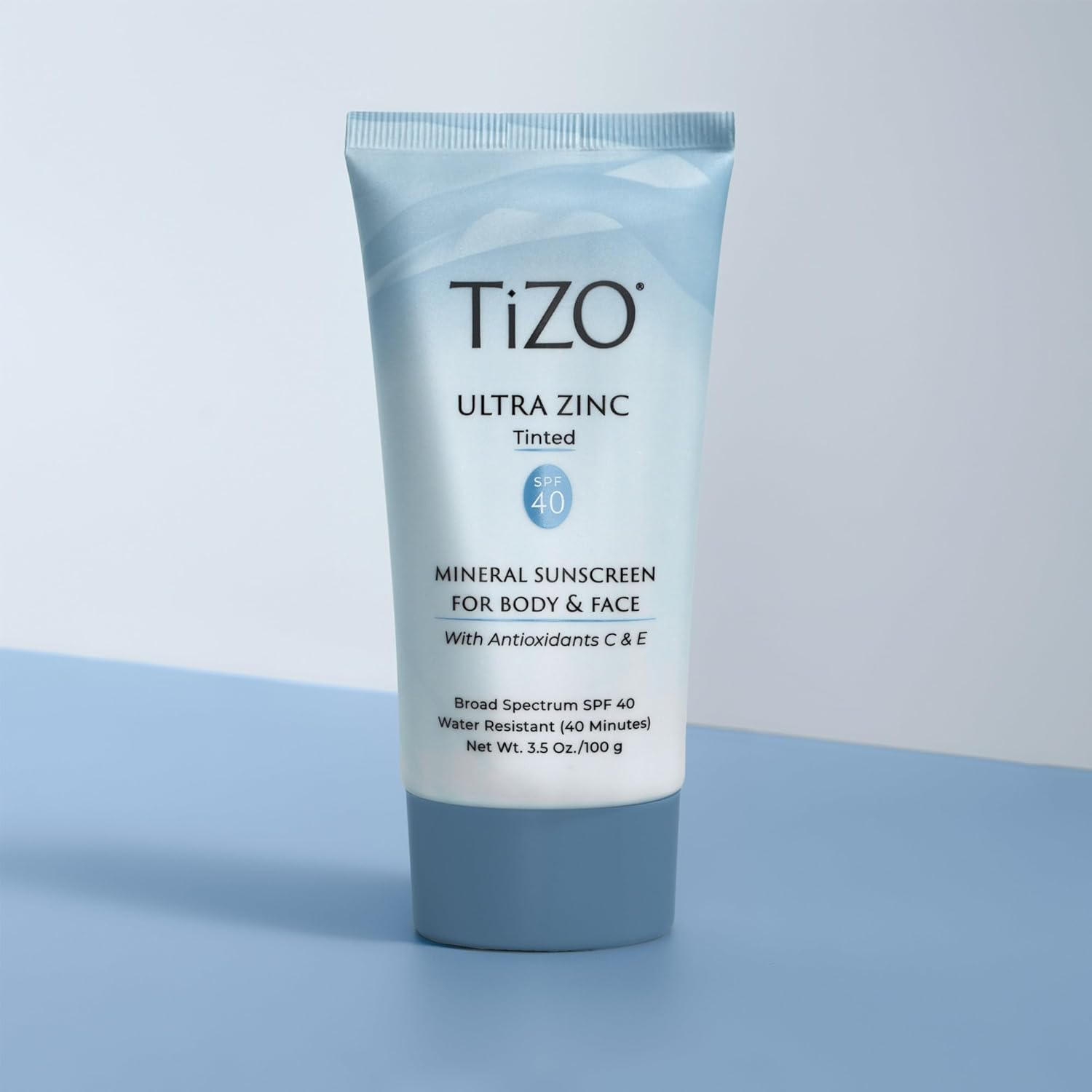 TIZO Ultra Zinc Body Face Sunscreen Tinted SPF 40, 3.5 oz 4 TIZO Ultra Zinc Body Face Sunscreen Tinted SPF 40, 3.5 oz - الصورة 4