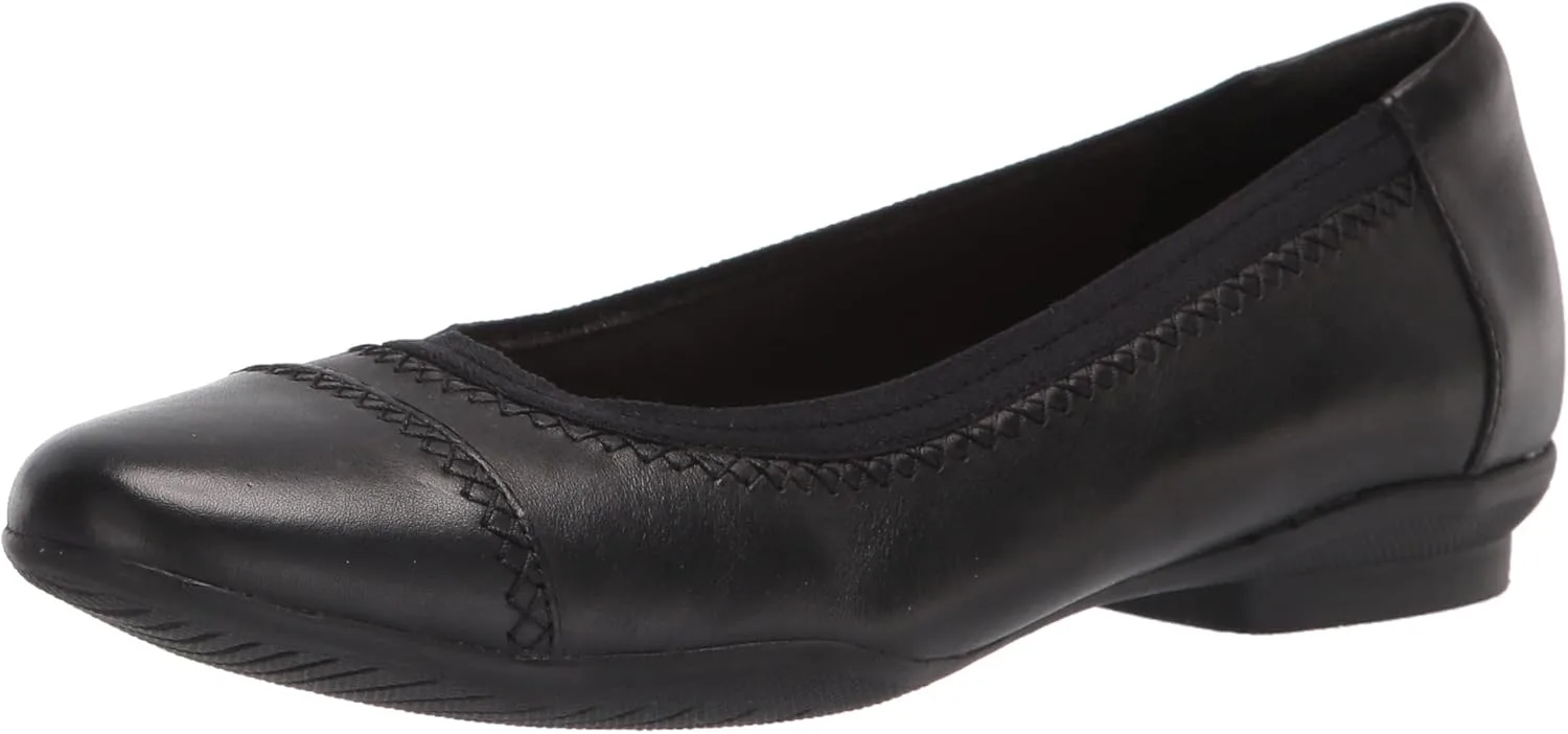 Clarks Sara Bay womens Ballet Flat