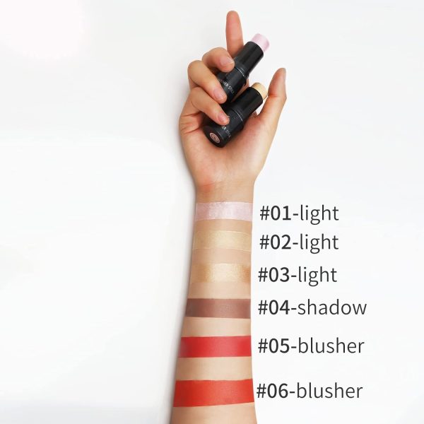 ⁦Moisturizing Highlighter Stick for Face, Creamy Luminizer for Cheeks & Lips, Natural Glow Makeup Stick with Hydrating Formula, Suitable for Mature Skin, Portable Twist-Up Design⁩ - الصورة ⁦4⁩