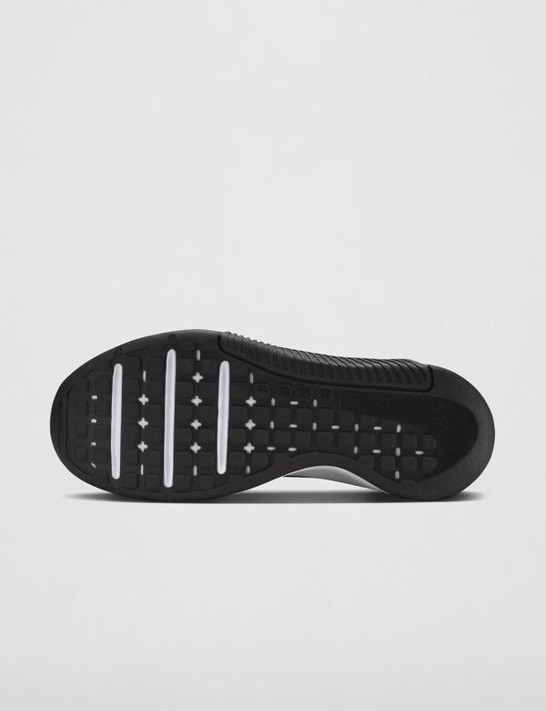 ⁦Nike MC TRAINER 3 womens LACED SHOES⁩ - الصورة ⁦3⁩