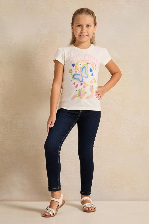 ⁦REDTAG Girls White Wild Child Placement Print Blouse⁩ - الصورة ⁦3⁩