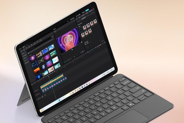 ⁦Microsoft Surface Pro | Copilot+ PC | 12” LCD Touchscreen | Snapdragon® X Plus | 16GB Memory | 512GB Storage | Latest Model | Platinum⁩ - الصورة ⁦6⁩