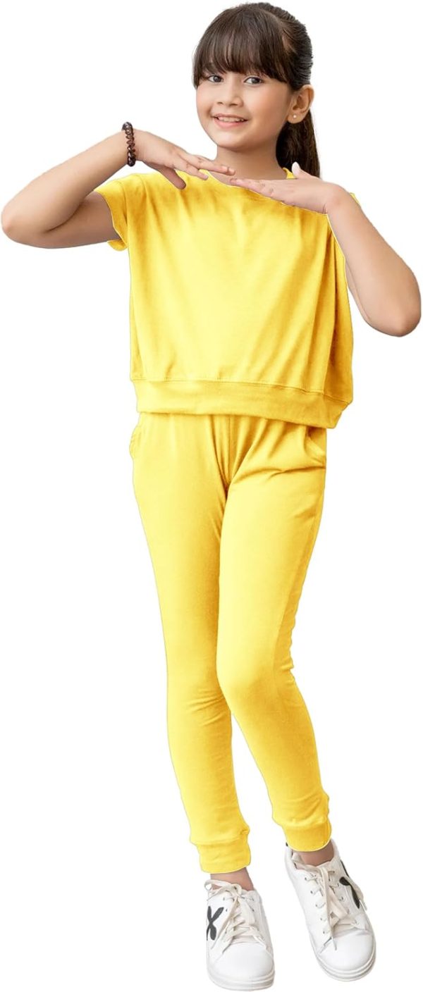 ⁦Selecta Now Kids Girls T-Shirt Top & Legging Set Soft Stretch Cotton Blend Casual Outfit Comfortable & Stylish Everyday Wear PJS Set Age 5-14 Years⁩ - الصورة ⁦4⁩