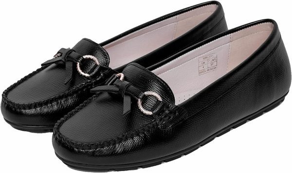 ⁦Mode By Redtape Red Tape Women Black Loafers⁩ - الصورة ⁦5⁩
