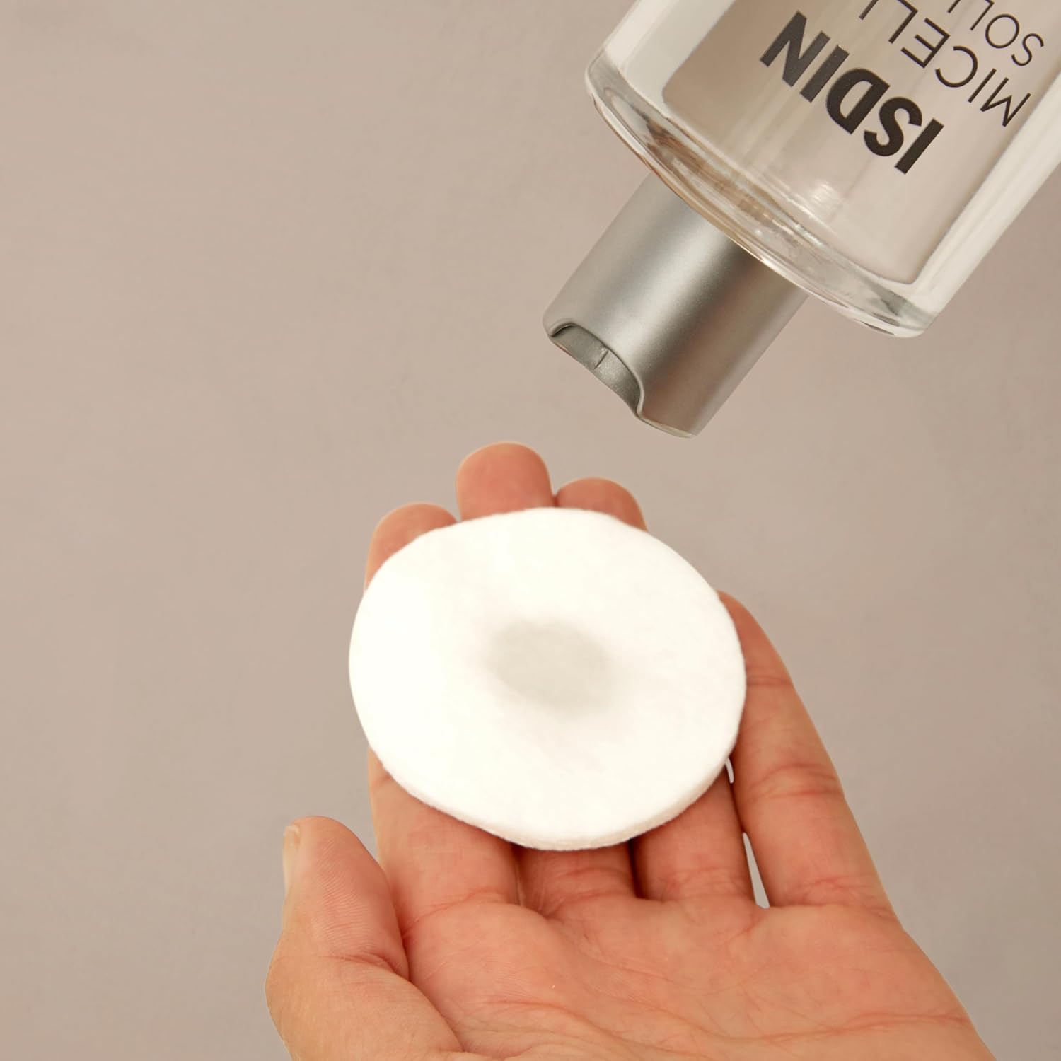 ISDIN Micellar Solution 400ml 2 ISDIN Micellar Solution 400ml - الصورة 2