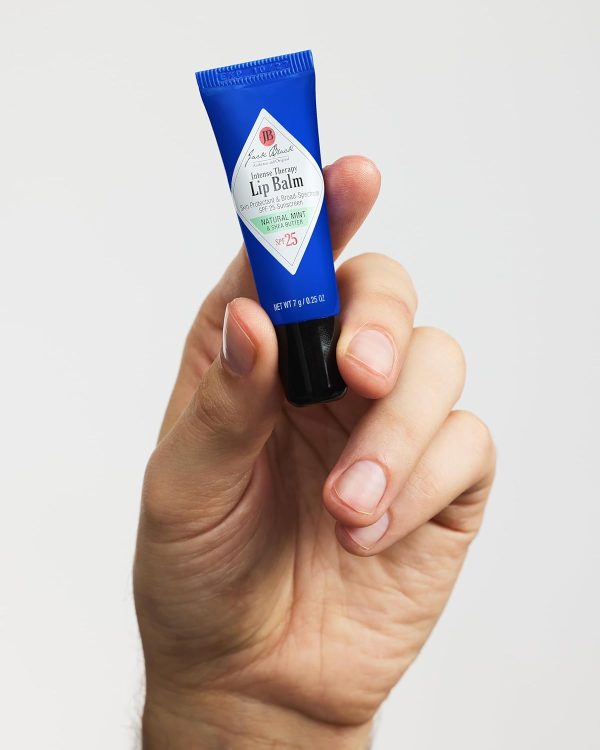 ⁦Jack Black Intense Therapy Lip Balm SPF 25 - Black Tea and Blackberry for Men 0.25 oz Lip Balm⁩ - الصورة ⁦7⁩