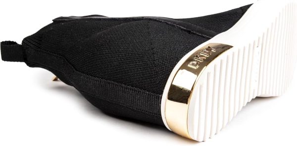 ⁦DKNY women's Essential High Top Slip on Wedge Sneaker⁩ - الصورة ⁦4⁩