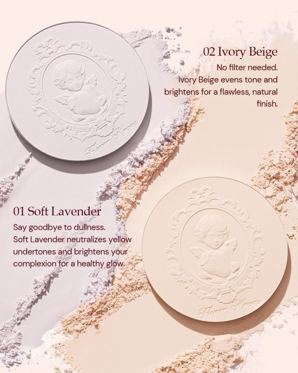 ⁦Flower Knows Strawberry Cupid Pressed Powder – Lightweight, Pore-Blurring Face Powder for a Soft, Airbrushed Matte Finish, Long-Lasting & Fade Resistant (02 Ivory Beige, 9.5 g)⁩ - الصورة ⁦4⁩