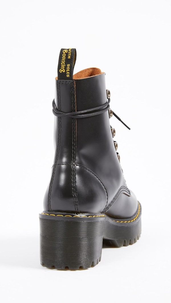 ⁦Dr. Martens Leona womens Fashion Boot⁩ - الصورة ⁦4⁩