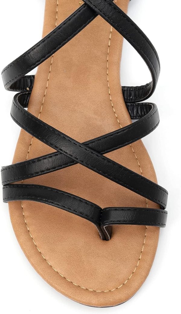 ⁦FUNKYMONKEY Women's Gladiator Strap Sandals Flat Fisherman Thong Cross Strappy Sandals⁩ - الصورة ⁦3⁩
