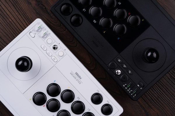 ⁦8BitDo Arcade Stick For Xbox & PC (Windows 10) - White⁩ - الصورة ⁦10⁩