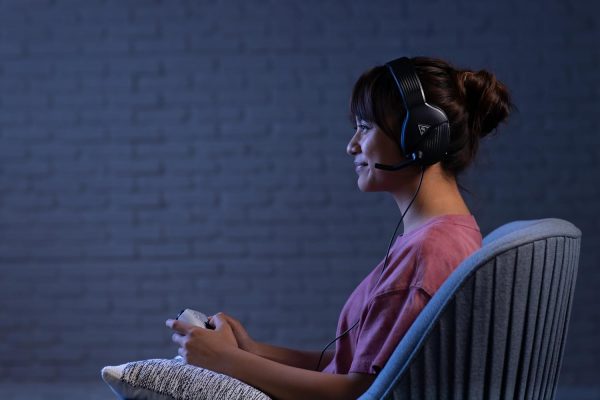 ⁦Turtle Beach Recon 200 Gen 2 Powered Gaming Headset for Xbox Series X, Xbox Series S, & Xbox One, PlayStation 5, PS4, Nintendo Switch, Mobile, & PC with 3.5mm connection - Black⁩ - الصورة ⁦12⁩
