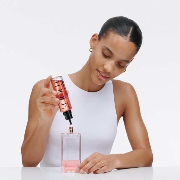 ⁦Lancôme Idôle Eau de Parfum - Long Lasting Fragrance with Notes of Bergamont, Jasmine & Vanilla - Fresh & Floral Women's Perfume - 0.85 Fl Oz⁩ - الصورة ⁦5⁩