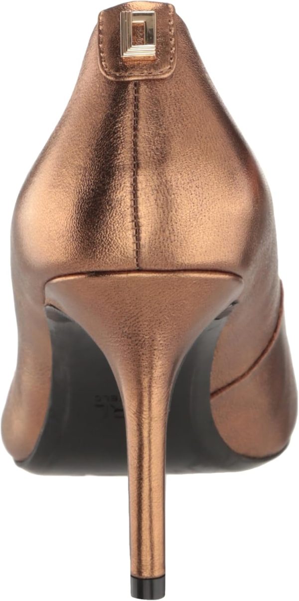 ⁦Karl Lagerfeld Paris Women's Royale Dress Pump⁩ - الصورة ⁦3⁩
