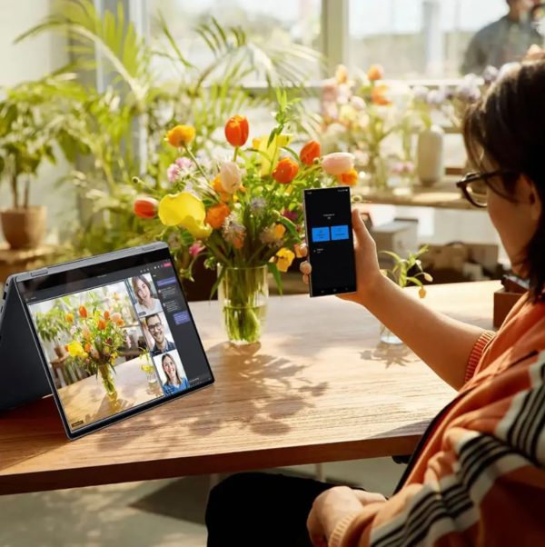 ⁦Samsung Galaxy Book4 Pro 360 2-in-1 Laptop, 16" 3K AMOLED Touchscreen, Intel Core Ultra 7 155H, 120Hz, 21H Battery, AI Power with Copilot, w/Pen (16GB RAM | 1TB PCIe SSD)⁩ - الصورة ⁦7⁩